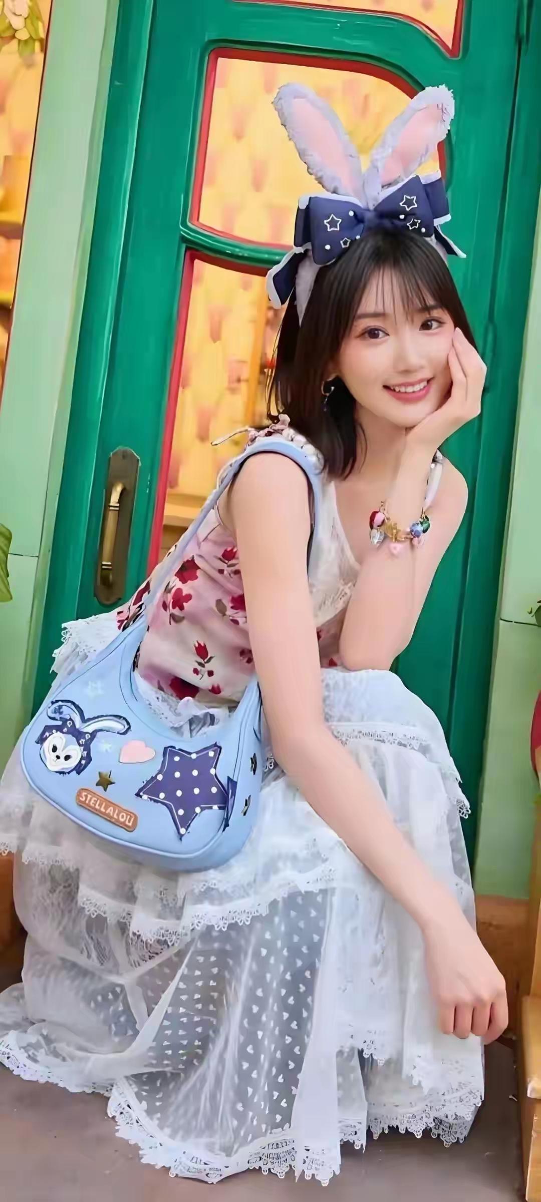 女生怎么穿搭会看上去很优雅