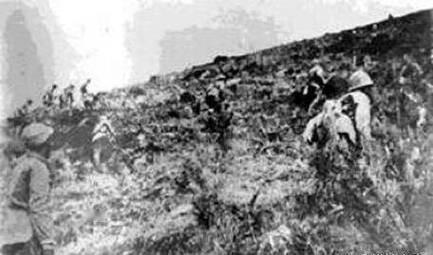 1947年，张灵甫自知必败无疑，下令让高级将领全部自杀，副参谋长李运良装作要自杀