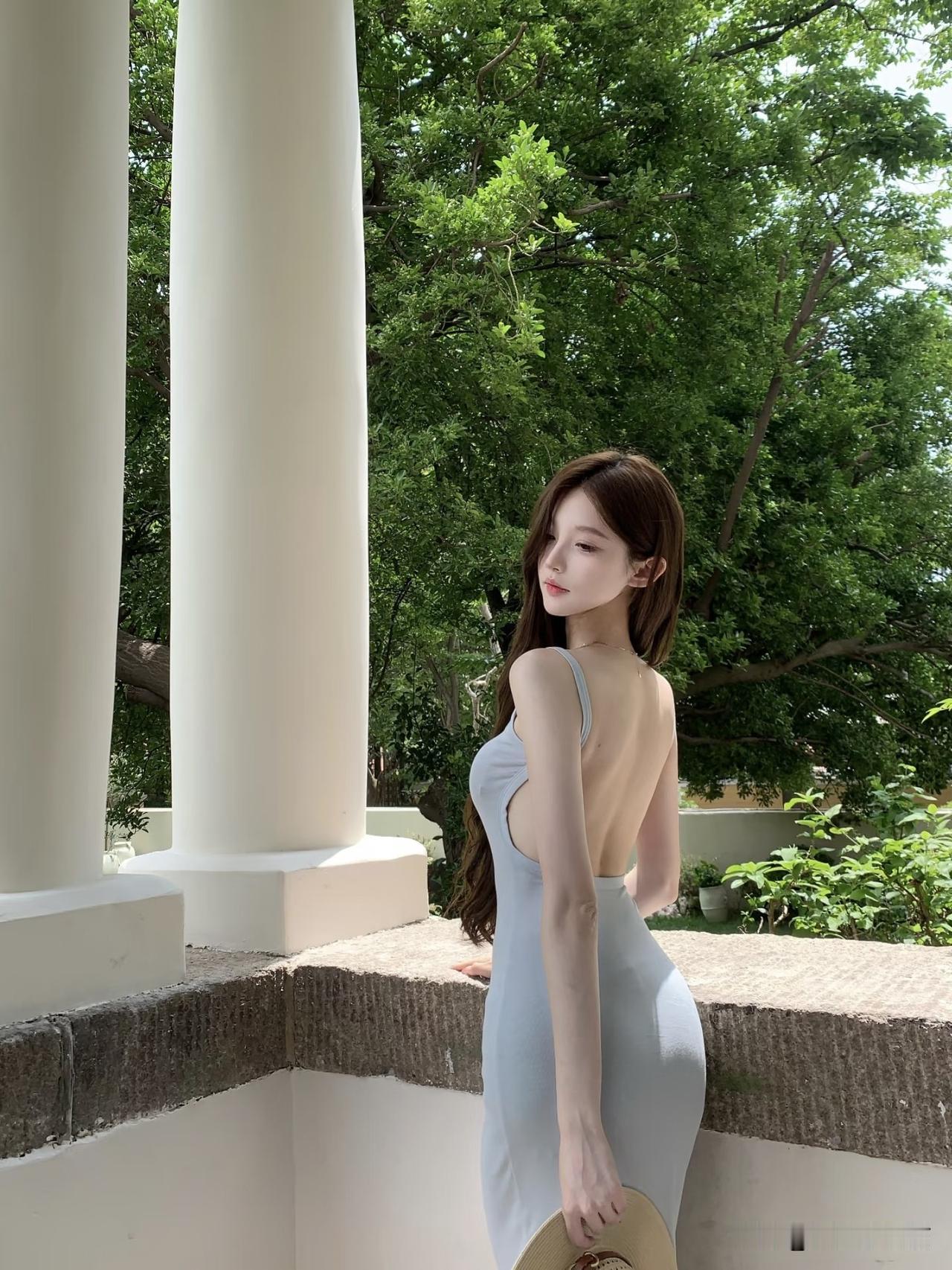 把夏日的温柔藏在背影与树荫里最美养眼照分享