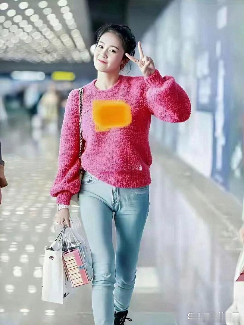 于正眼光太绝！白鹿还没走红时，颜值就已经足够出众