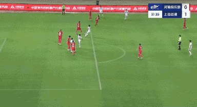李新翔抽一脚！守门员被定住了！李新翔中超再进球！目前，海港3：1河南队！这球