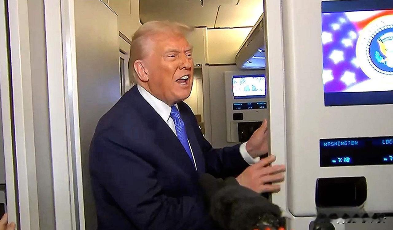 特朗普：泽连斯基总想着买导弹今天晚上，美国总统特朗普在空军一号上受访时谈到俄乌