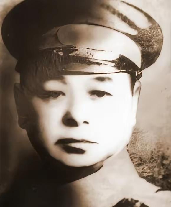 范绍增（1894/1895年－1977年），绰号"范哈儿"，原名舜典，号海廷，四