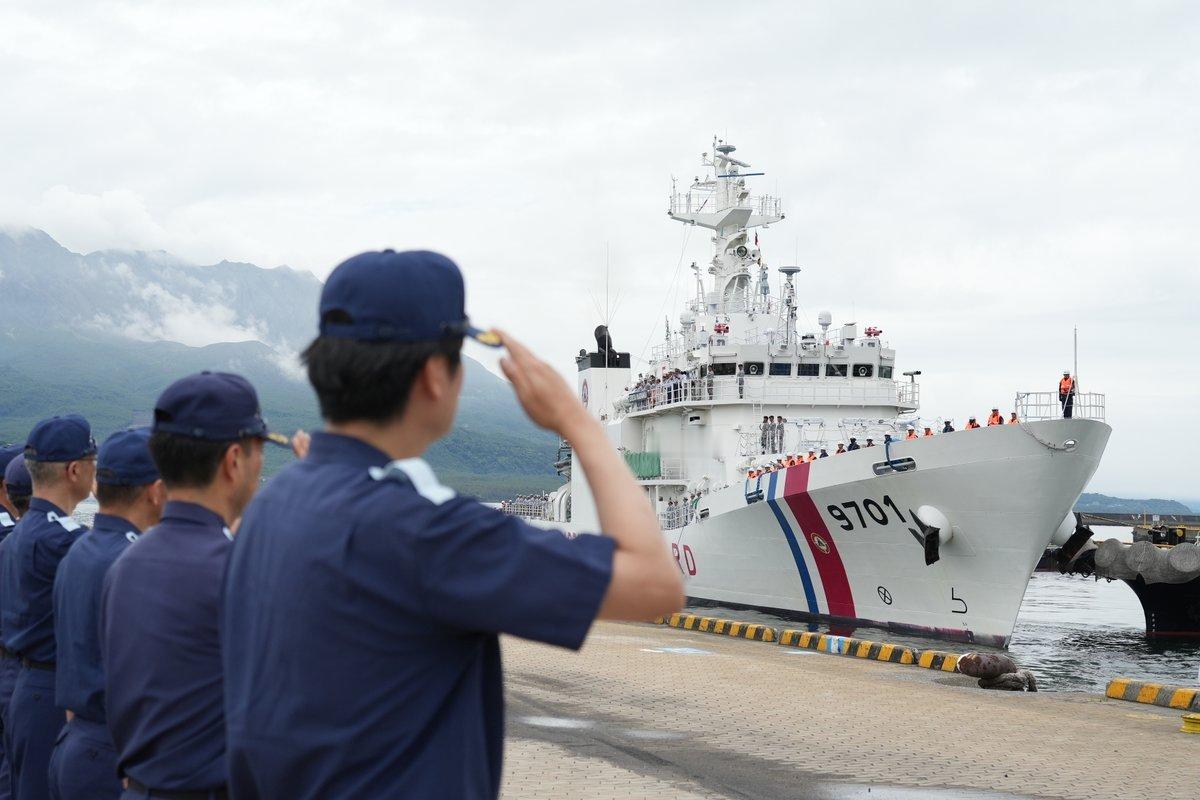 菲律宾海警9701舰昨天到访日本鹿儿岛港，准备参加美日菲海警（海保）联演。美日菲