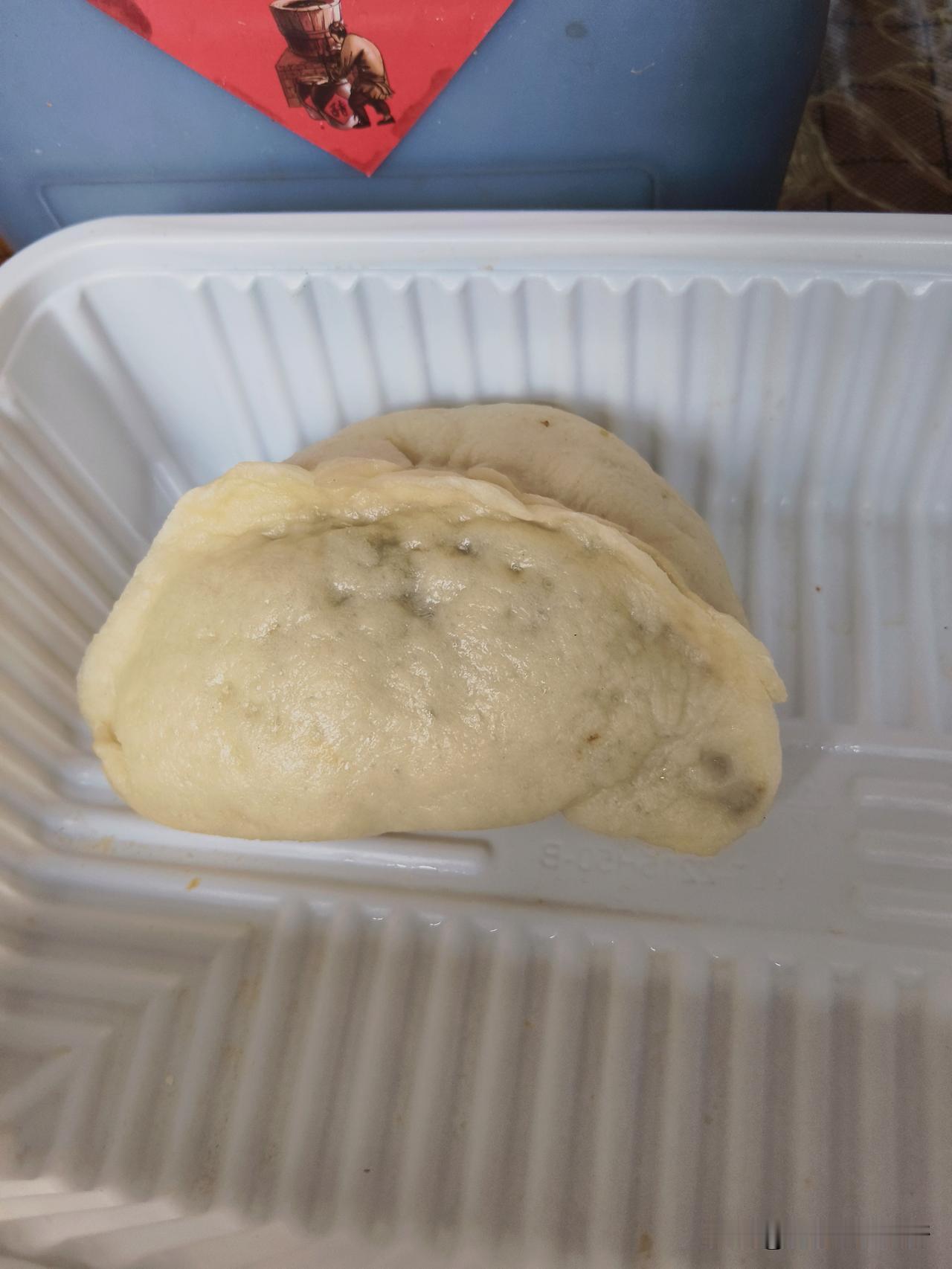 专家说，你是不真信我啊！我说，你也不真让人信啊！专家说，要少食，最好吃个七
