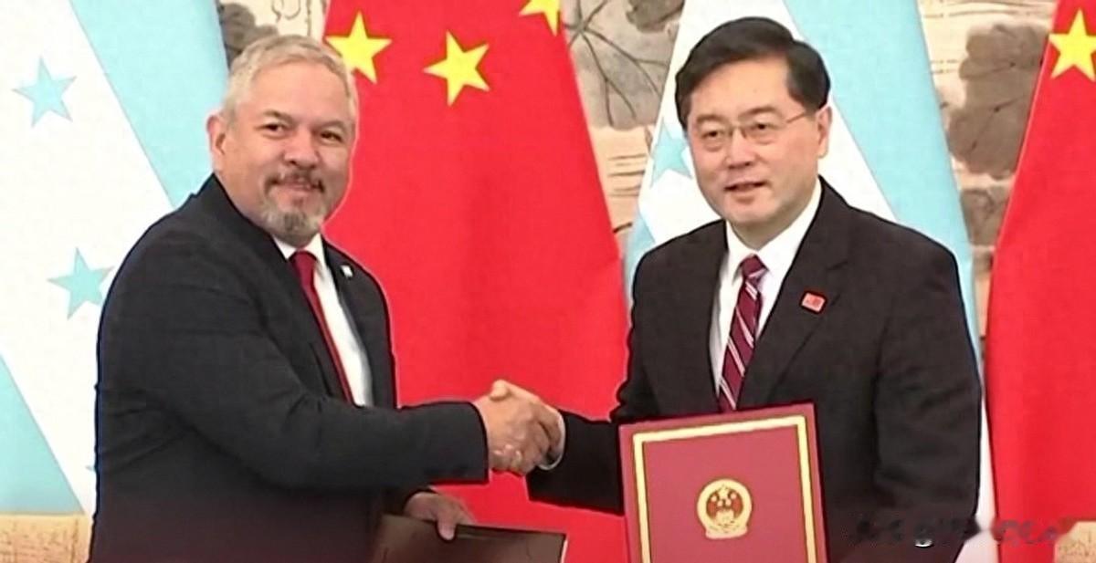 洪都拉斯新总统提复交台，中方回应：一个中国原则是底线！12月25日，外交部