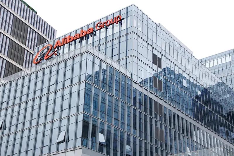 阿里巴巴宣布成立TokenHub事业群，引发业界对AI战略转型的关注。阿里巴