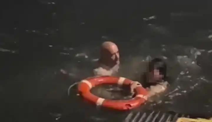 近日，一位屈臣氏集团的外籍CEO在香港红磡海旁上演生死营救，仅用48秒将一名遇险