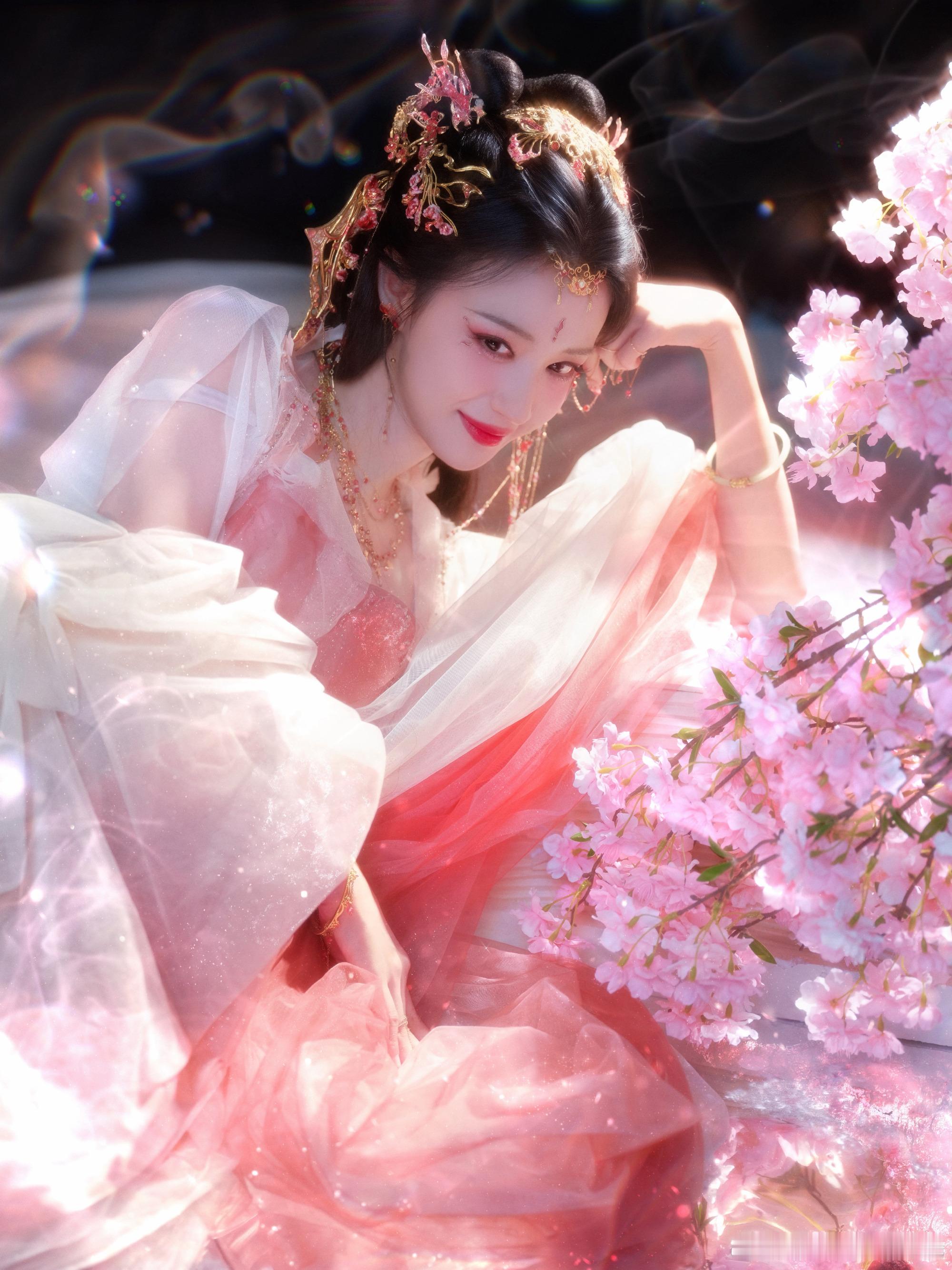 王楚然模仿妲己是楚然模仿妲己，那没话说王楚然模仿妲己成何体统