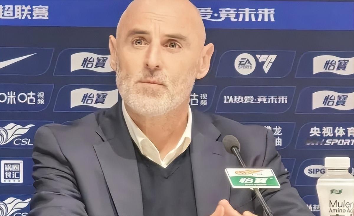 上港队在左后卫位置未来还是要靠他！曾是大连队主力，他就是老将李帅。李帅在上港队左