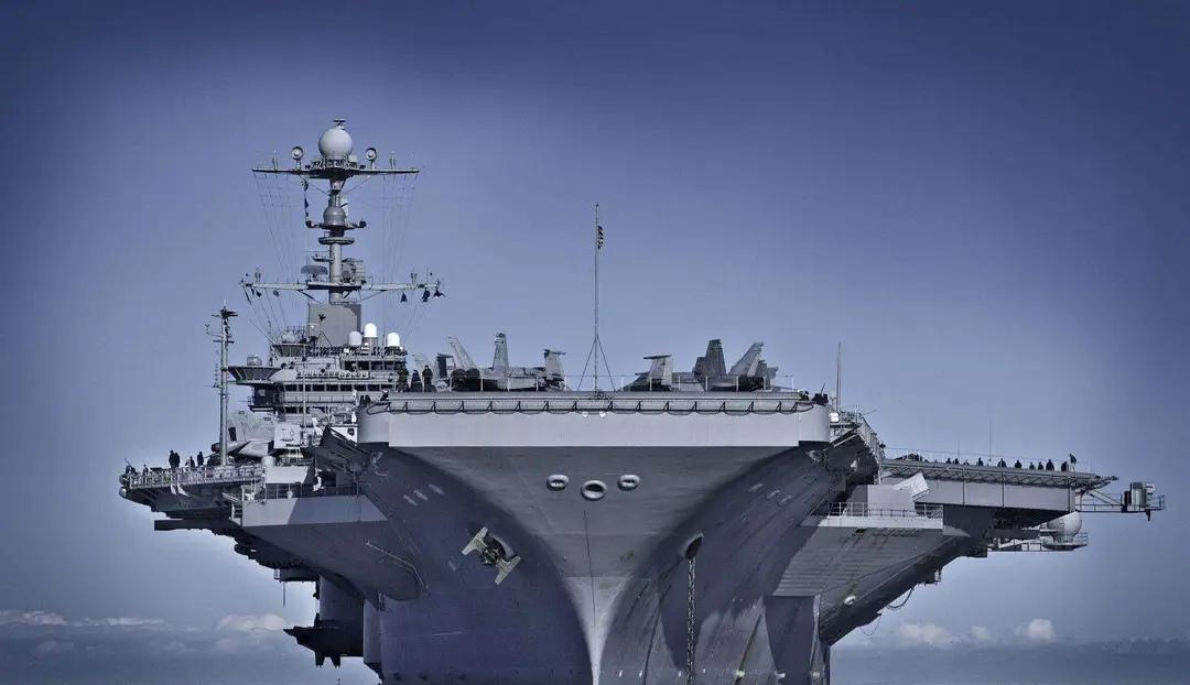 美伊谈判正在日内瓦持续进行，以色列总理内塔尼亚胡的耐心正逐渐消磨。以方态度明确而