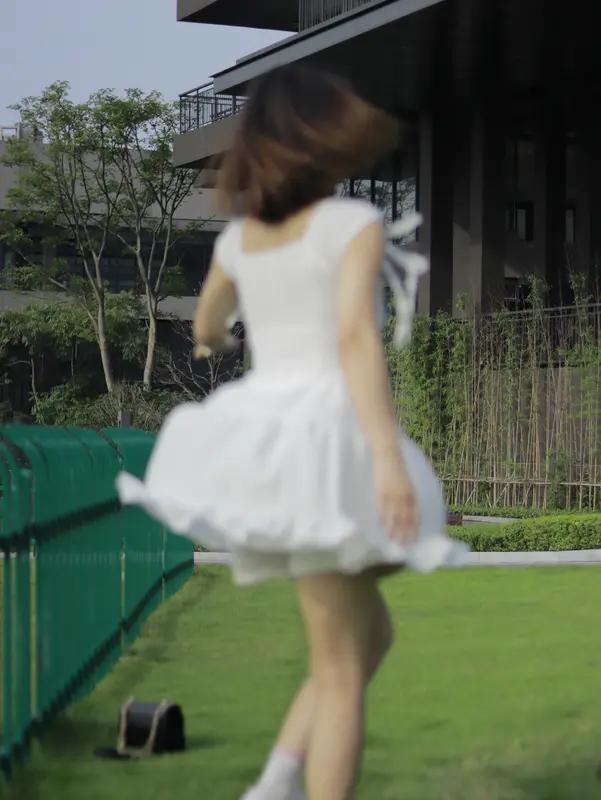 你开始静下心来看书复习了吗?人活一辈子，什么最重要白裙和粉裙哪个好看?中国