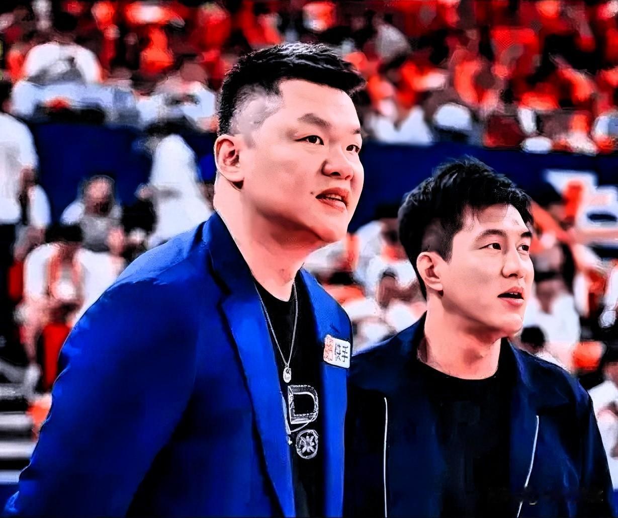 广东休赛期大换血！朱芳雨卸任总经理，杜峰下课，八冠队长周鹏回归！据相关消息源