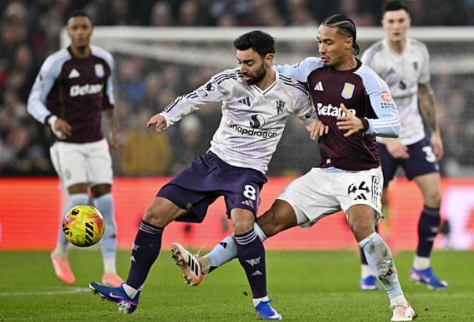 B费本场出战45分钟, 创造1次良机, 3次夺回球权, 对抗5胜3