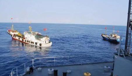 太嚣张了！美军公海截中国船！这和海盗有区别吗？还销毁了货物！美国在印度洋动手了一