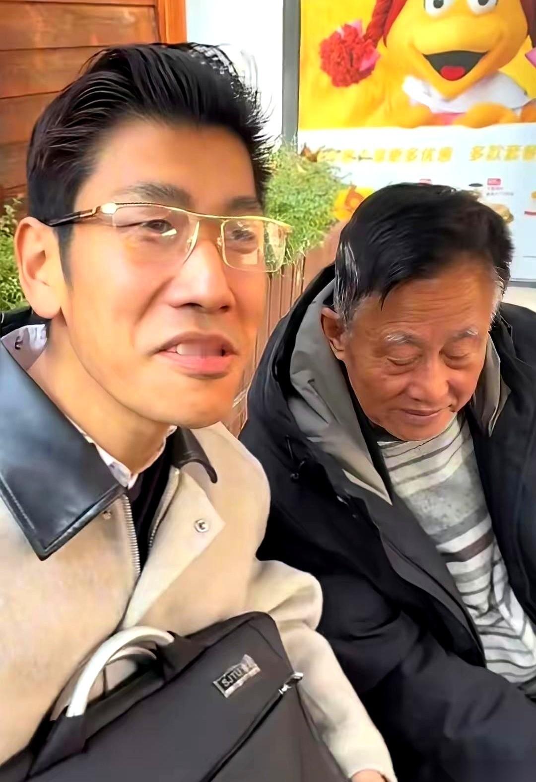 最扎心的是什么？是一个上海老爷叔，讲他怎么把擦玻璃攒下的养老钱，全扔进股市，然