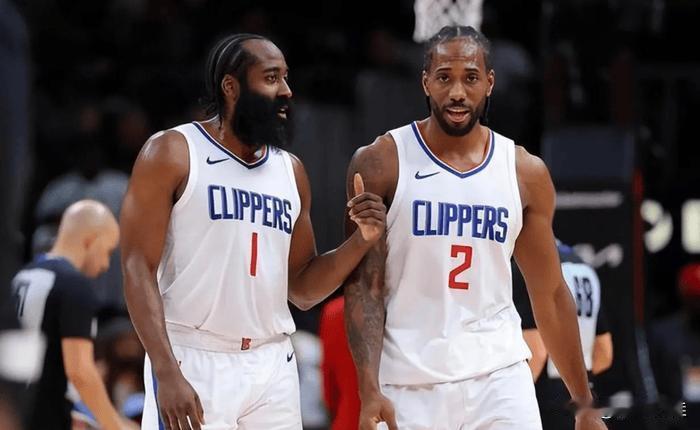 快船看似没有机会实则有机会偷鸡首先东部没有一个厉害的队西部冠军就是总冠