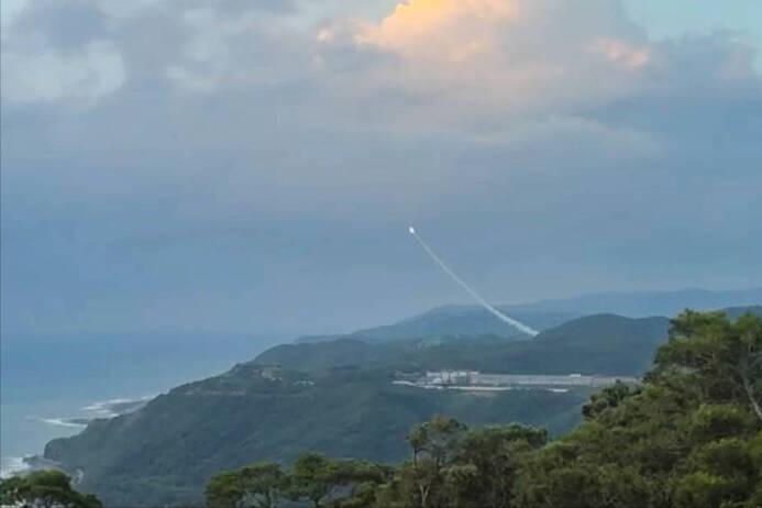 【台军今天凌晨发射“爱国者”，赖清德将观看海巡舰发射“雄风”导弹】台军“三军联合