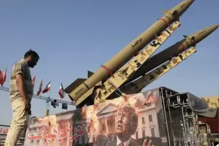 美伊战争，伊朗几乎打遍了，打残了美军在中东的所有基地，但美国人对此的反应似乎只是烦，而不是痛或苦。细
