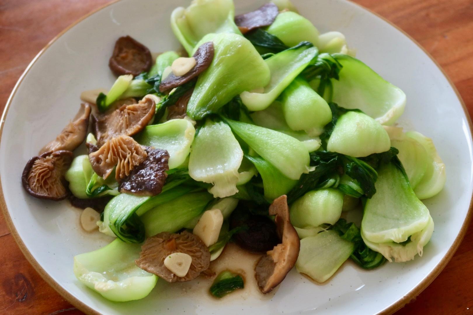 抗炎饮食day129✅大寒天椰子鸡早餐：温水冲山药粉、焙茶椰奶拿铁、我最爱的小零