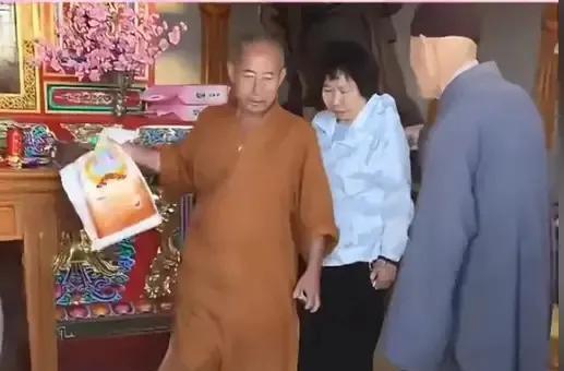 佛陀曾在涅槃前做过惊天预言，这个预言记载在《法灭经尽》里。佛陀对弟子阿难及他人说