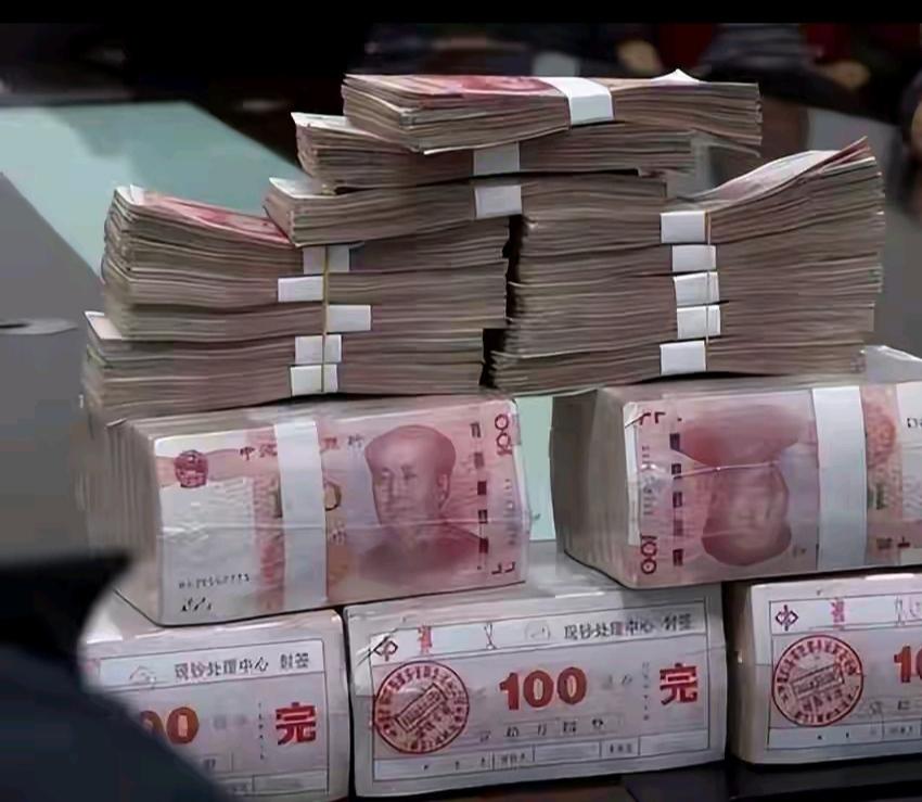 网上许多人谈到钱的时候，总会说这年头钱不值钱，如今一百万那都不能算钱了，我身边的