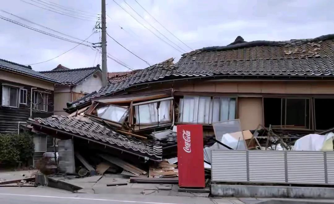 近日，一则关于日本将发生毁灭级地震的预言引发了广泛关注和恐慌。根据某些网络预测