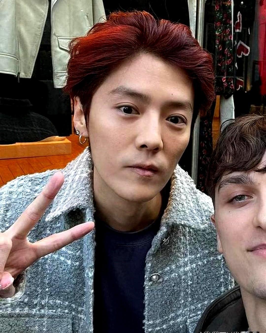 真正的分手信号，不是争吵，而是沉默。狗仔刘大锤最新的爆料，手机里存的还是三年前