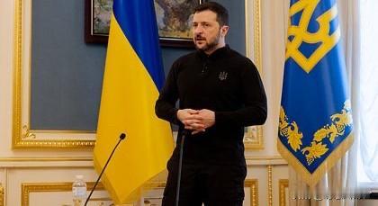 未达成协议！近日，乌克兰总统泽连斯基明确指出，美乌之间的谈判没有就解决顿巴斯和扎