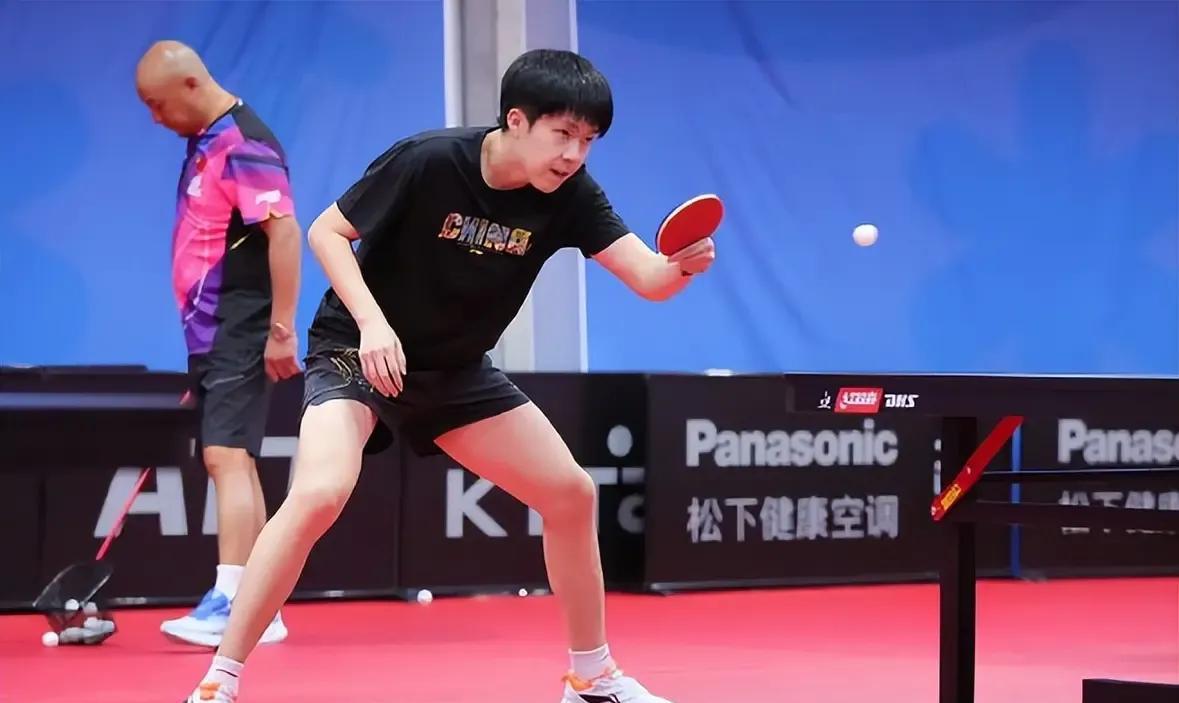 大家发现了吗？王曼昱和王楚钦的腿好像。都属于又细又长又直的那种。不得不说这两人