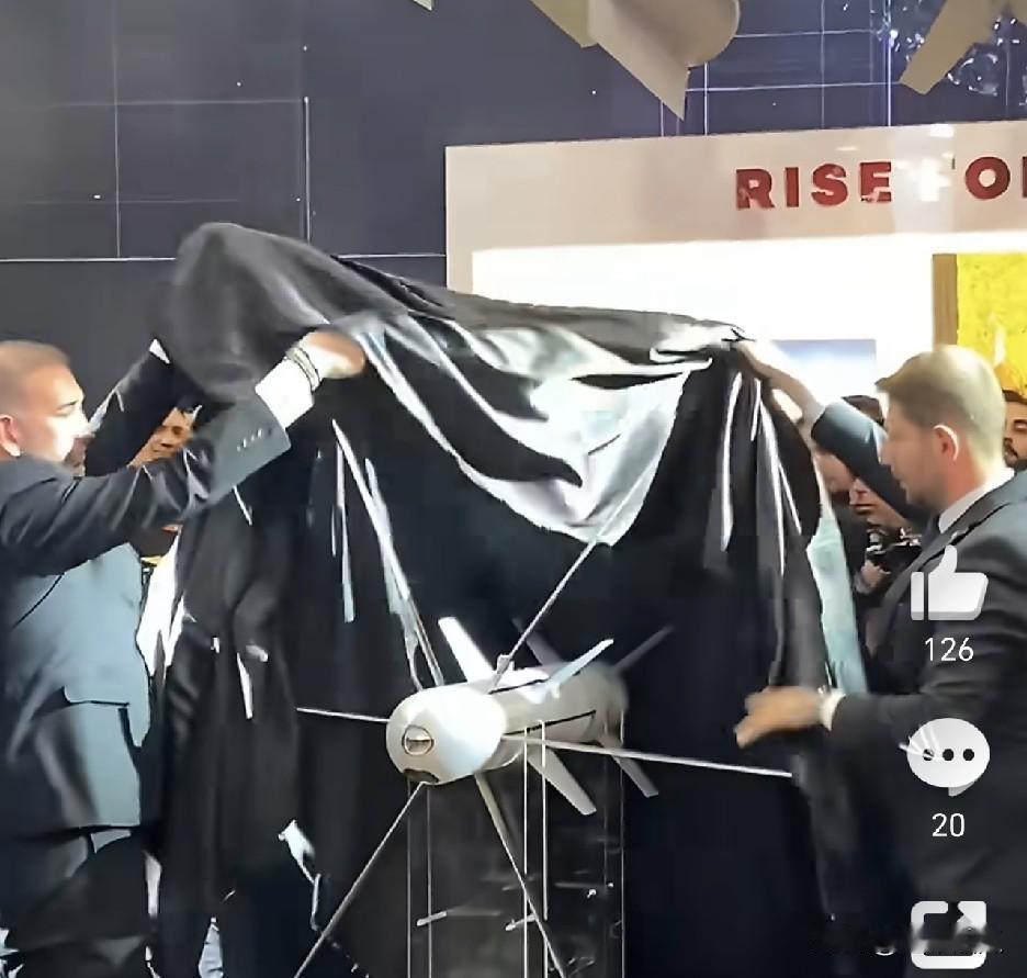 美国人气的要打人，土耳其在展览会公布了刀片导弹，就是炸死伊朗苏莱曼尼将军的导弹，
