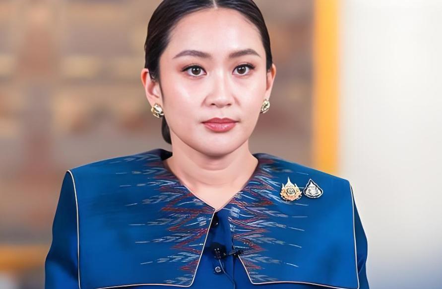 佩通坦最大的问题是能力不足，她之前能担任泰国的总理，并不是因为她的能力强，而是因