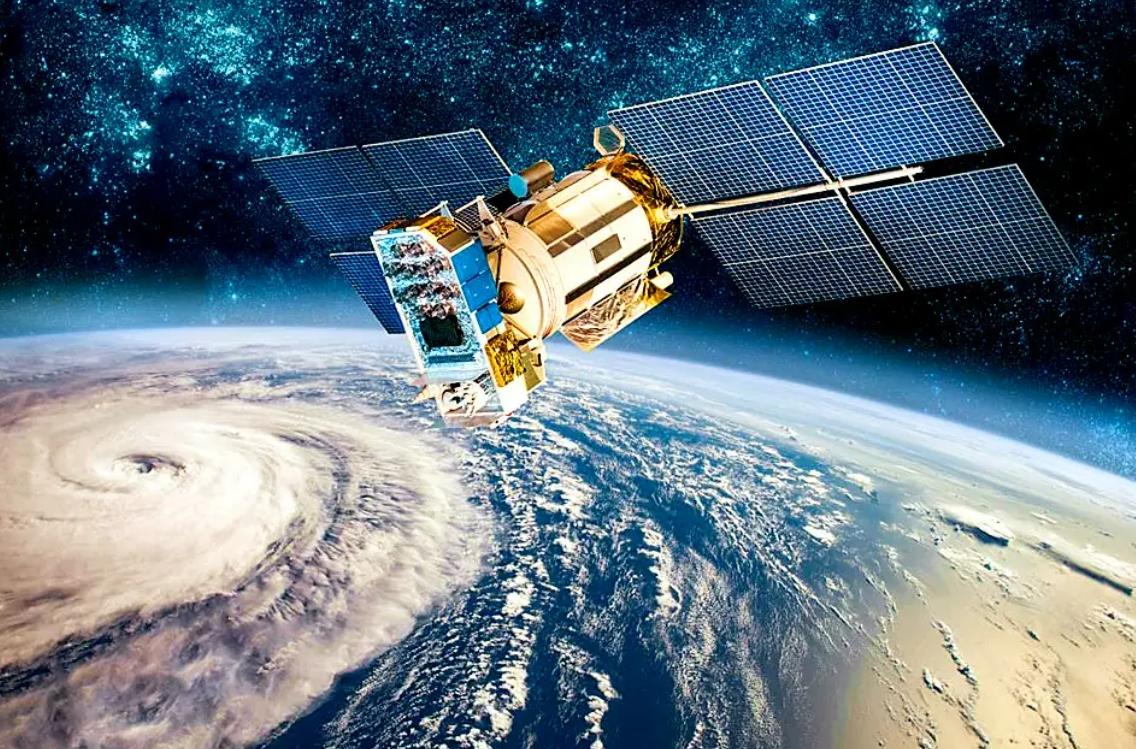 神了！伊朗发射导弹，用的是北斗导航？最近伊朗密集发动导弹反击，精准度还这么