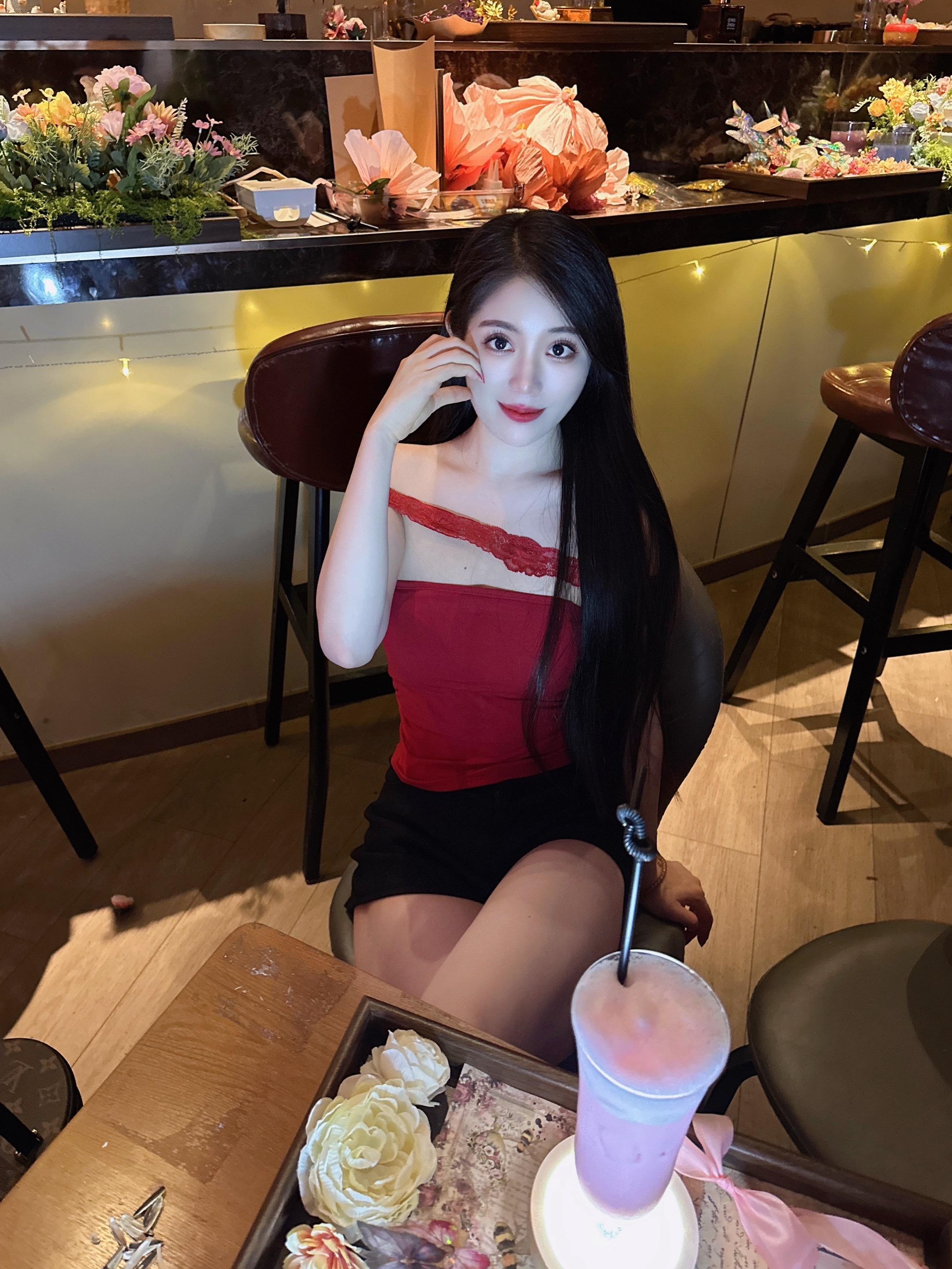 来喝漂亮酒啦🍷