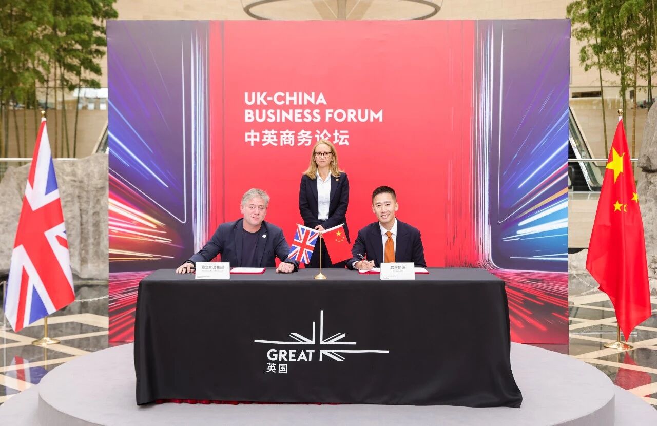 中英能源巨头联手！章鱼能源入华布局绿电交易