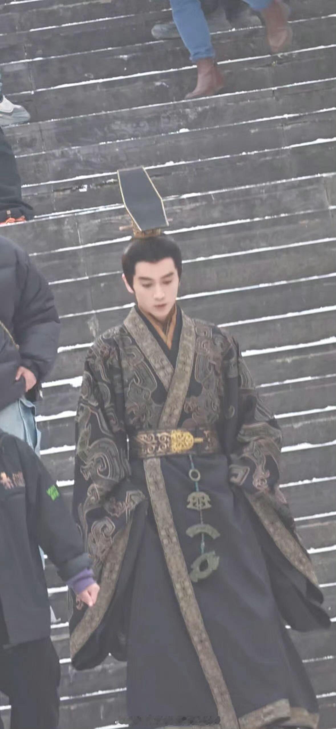 陈晓《秦谜》路透，很不错啊