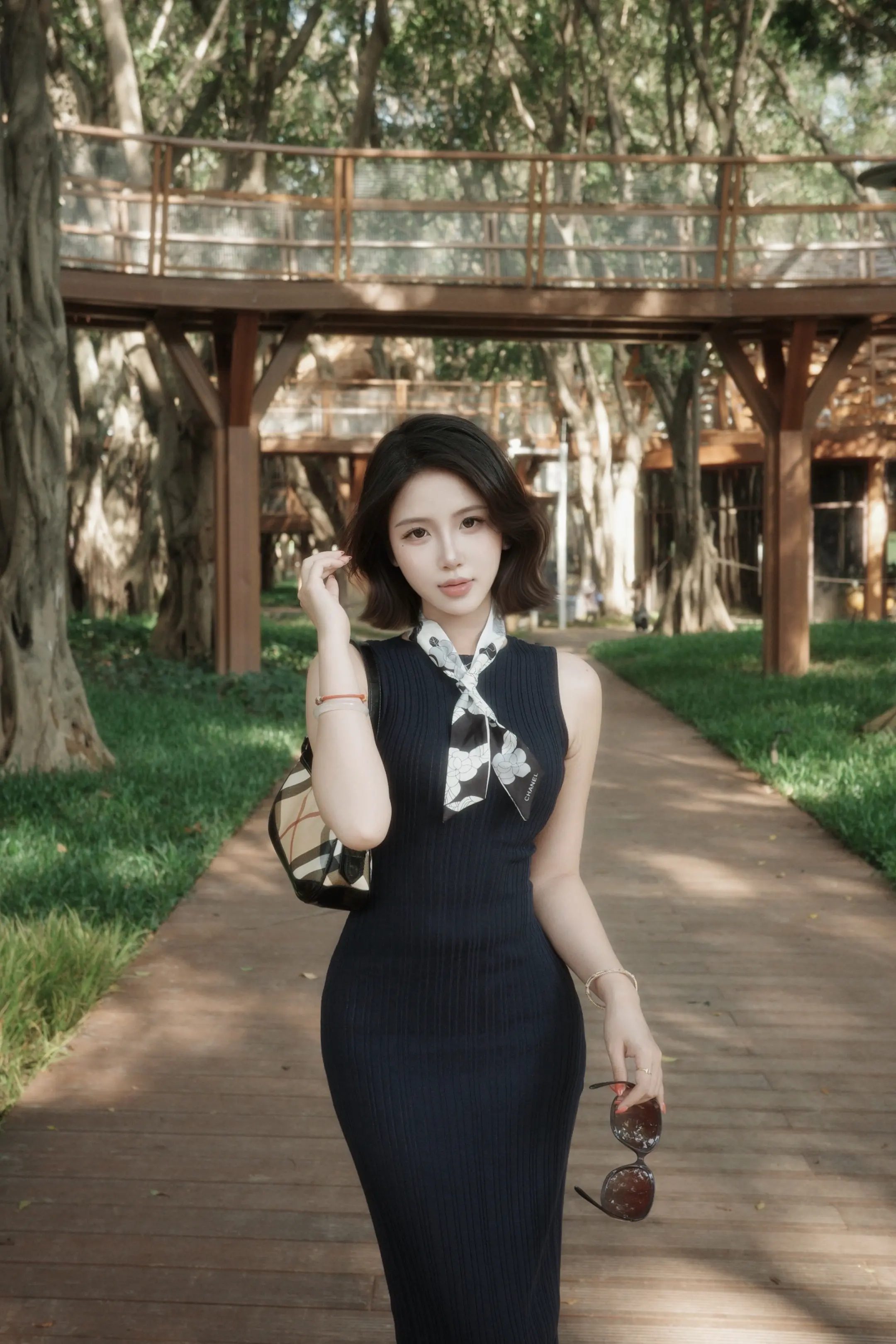 如果你有点悲伤我愿意陪你晒太阳