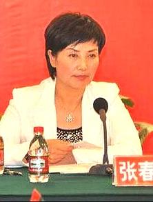 在新郑那几年，表现可圈可点。信阳嘛，无感。郑州