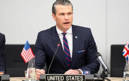 美国防长的话炸了锅：中美要是开打，20分钟内，他们的航母全得沉！还撂下一句句大实
