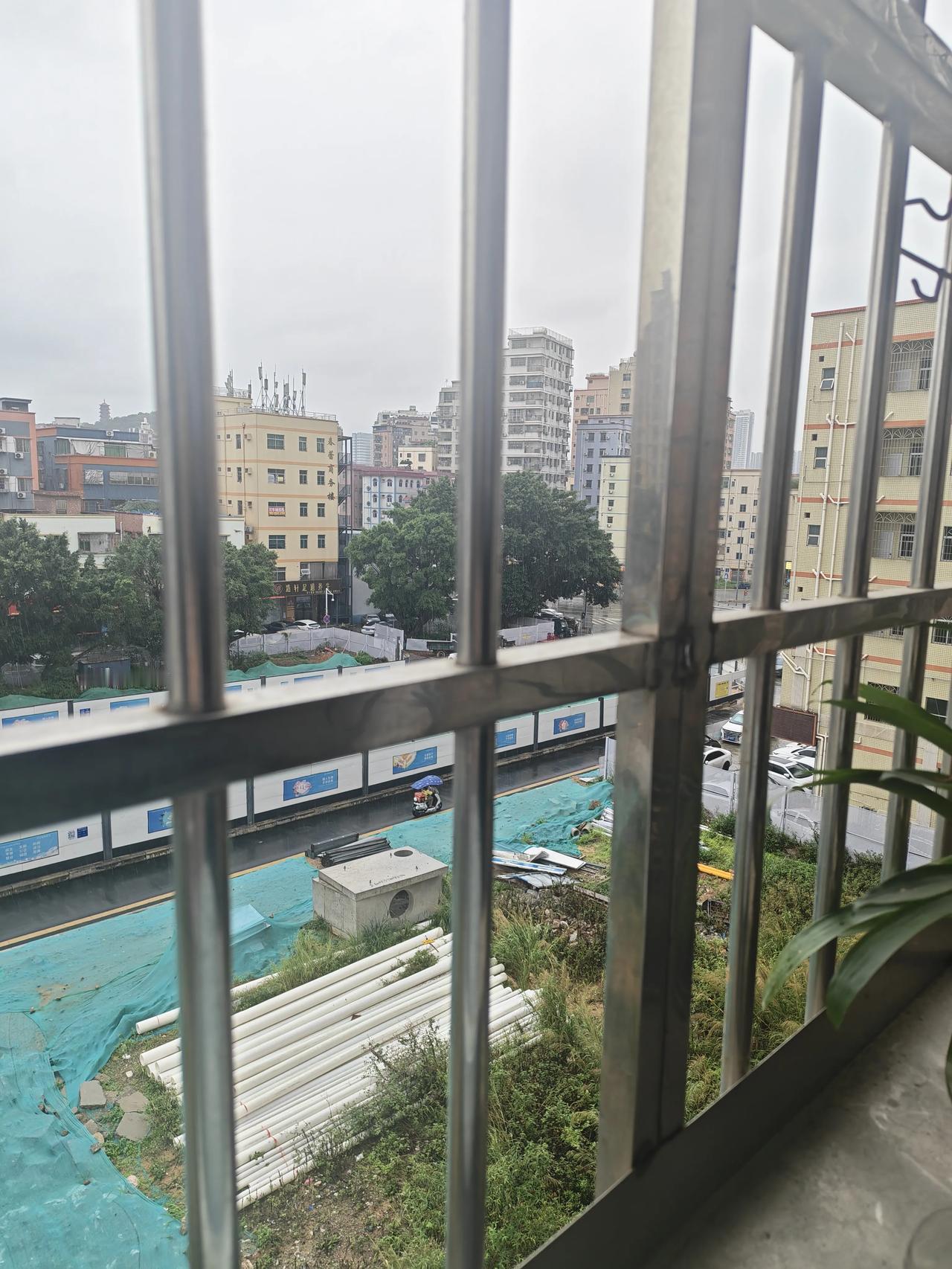 晒出你的本地生活深圳地铁13号线，北延线什么时候开通呢？不知道开通之后会不会引来