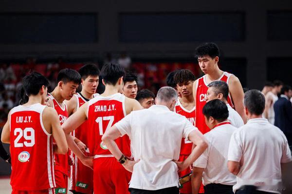 中国男篮热身赛首秀告捷！中国男篮将开启热身赛及世预赛备战王俊杰18+14两双扛