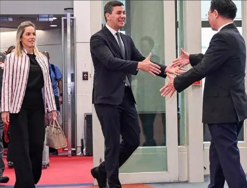 谁给的胆子？！一个弹丸小国的总统，也敢在台海问题上作妖、碰中国红线？巴拉圭总