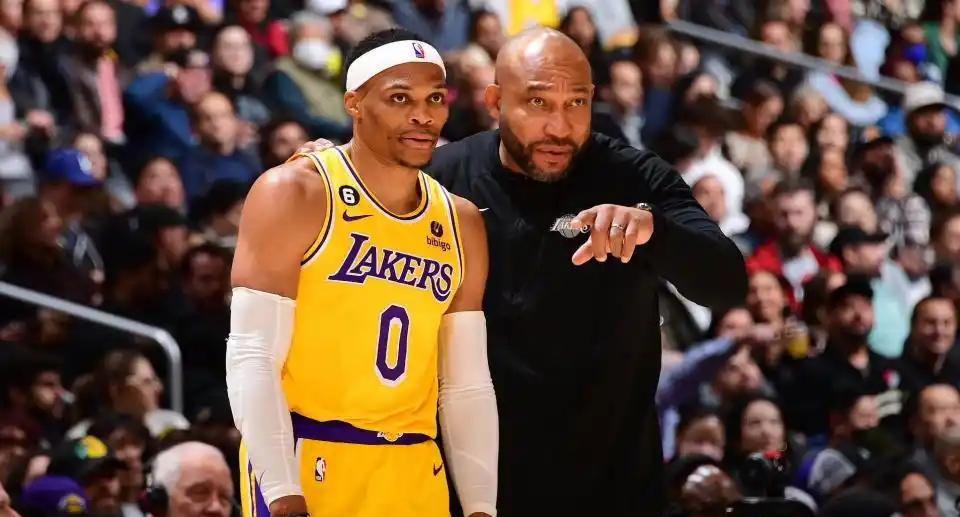 前湖人主帅哈姆最近做客播客节目，期间谈到了在湖人队的遭遇。哈姆表示了