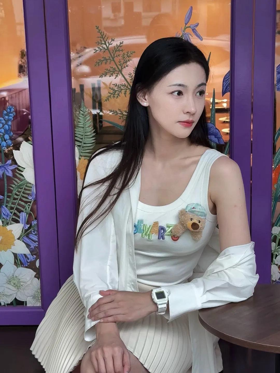 可爱的不只是小熊熊还有笑笑😘丁笑滢娱乐