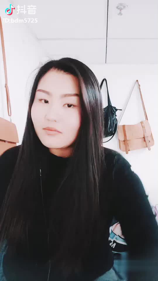 喜欢这个歌关注我网易云(巴达玛宁),爱心别忘了