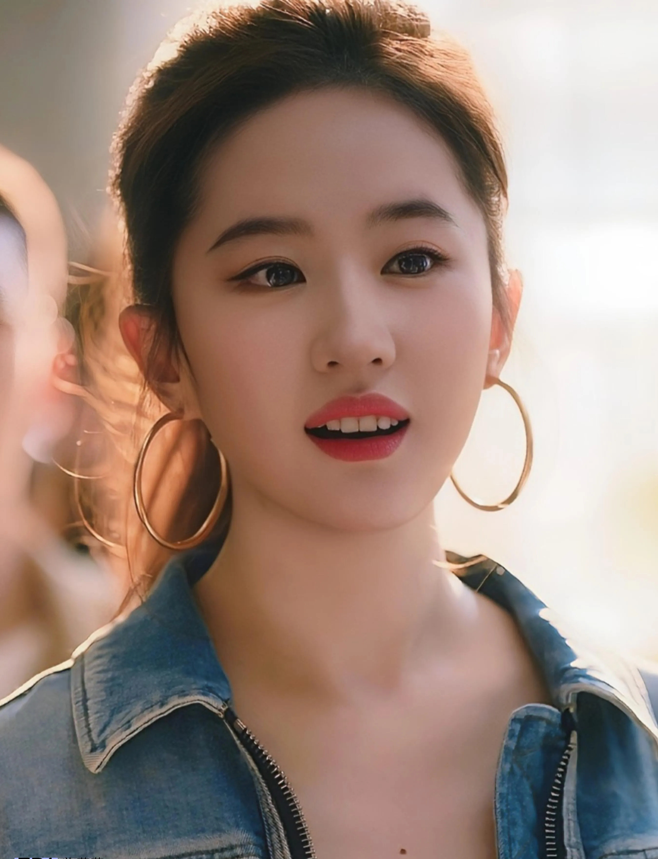 张柏芝和刘亦菲谁更美？天哪！如果张柏芝和刘亦菲在同一个年龄段拼颜值，这画面太震