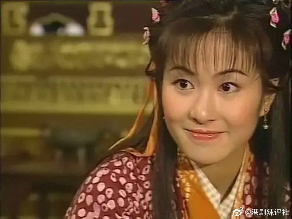 現年46歲的葉璇，於1999年奪得國際華裔小姐冠軍及「最具古典美態獎」，隨即獲得