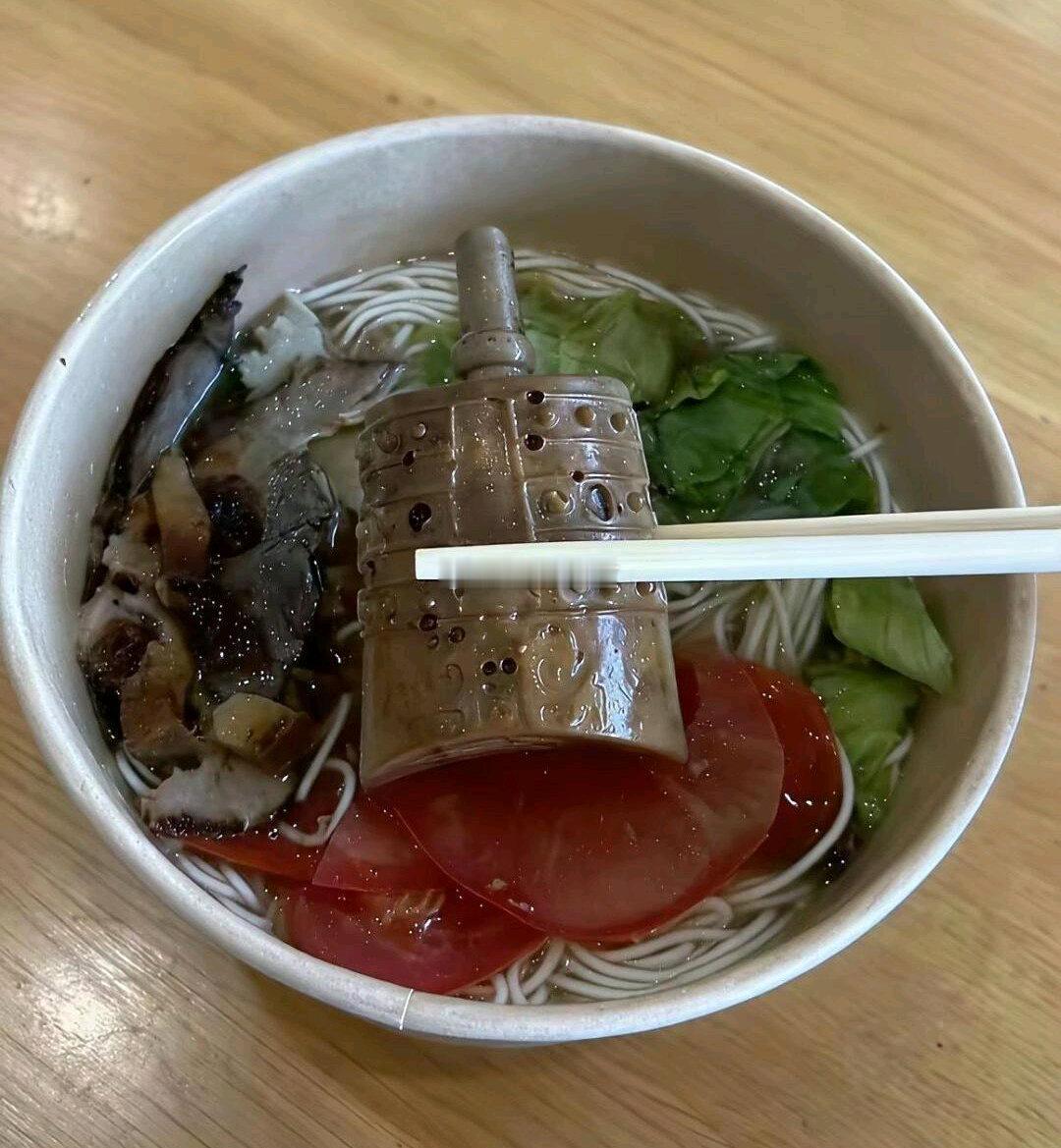 现在卖鸡蛋都这么卷了吗？？