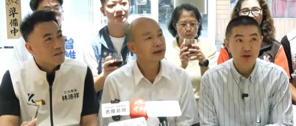 蓝营大咖纷纷主动下场辅选，这是国民党的积极信号，是好现象。朱立伦首站力挺基隆谢国