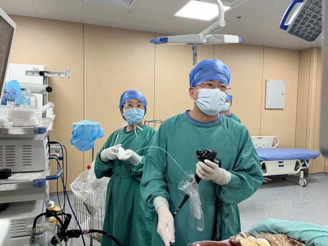 一碗鸡汤下肚, 91岁老人突发高热、休克, 被紧急送进ICU! 这类人需高度警惕